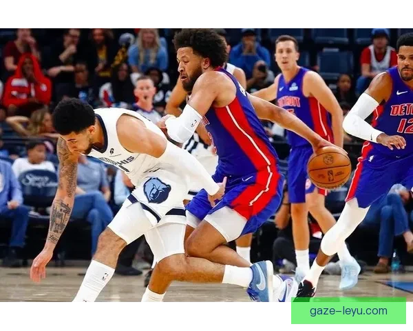 活塞队新赛季备战全面展开 球员伤情更新与新援表现亮眼